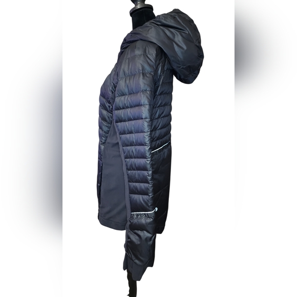 Lululemon Down For A Run Jacket II, Womens 10 - Picture 4 of 10